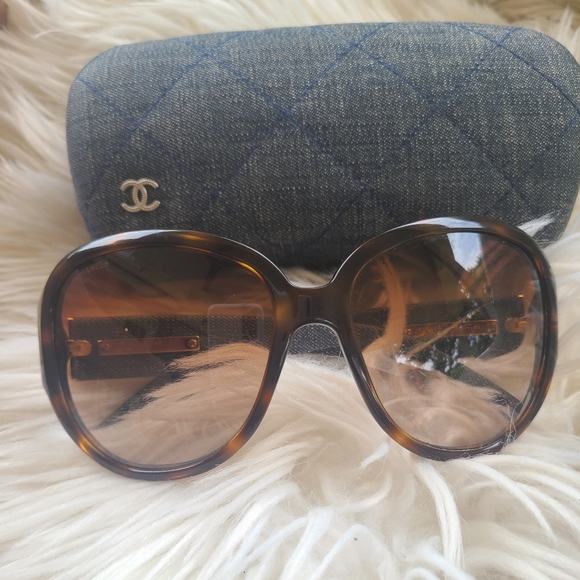 Authentic CHANEL Denim CC Sunglasses Havana- Great Condition - Picture 2 of 12